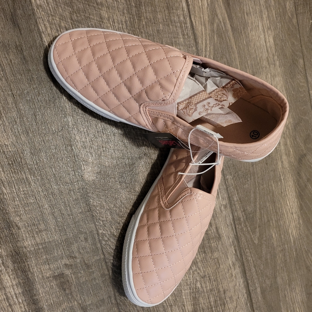 Blush Quilted Shoes sizes 6 7 8 9 10 - Picture 3 of 9